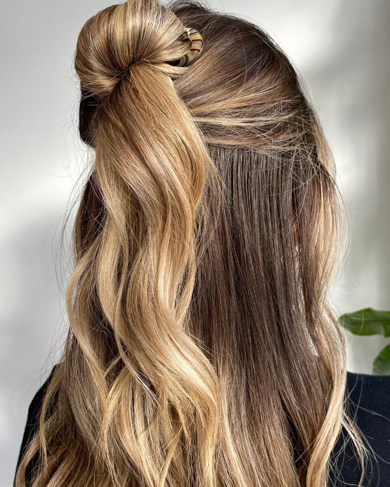 Half-Up-Chignon-Pin