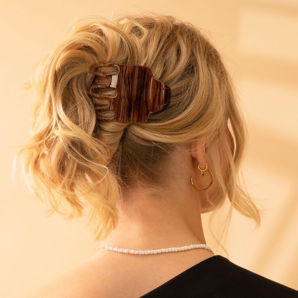 Hand painted beachwood brown sophia side claw at Tegen Accessories