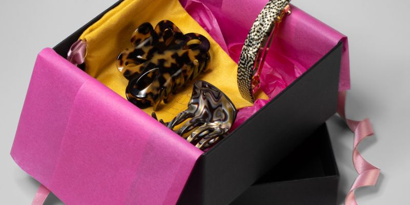 Tegen Accessories Delivery Tacking