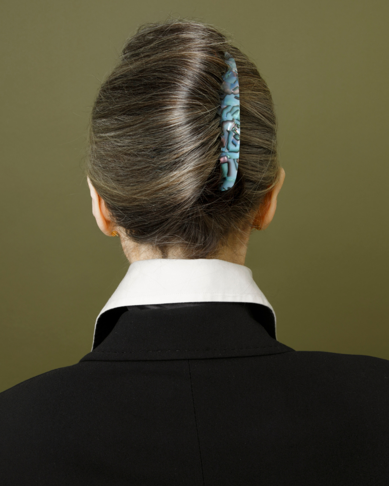 french-pleat-hair-comb
