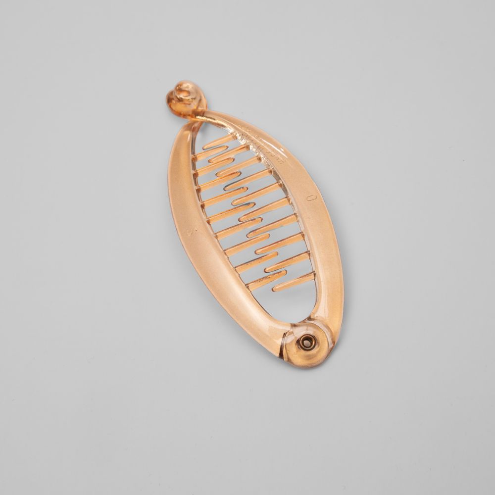 mini banana hai clip in blonde at Tegen Accessories