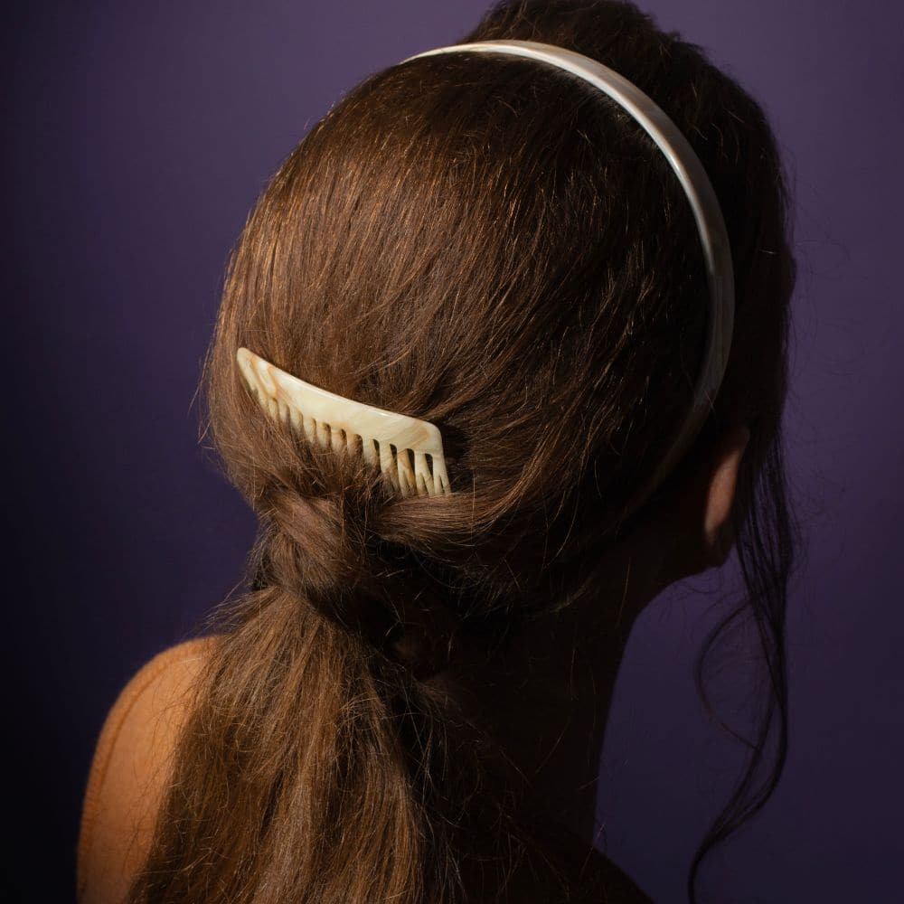 oat latte hair comb