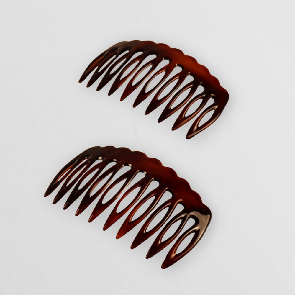 2x-wide-toothed-combs-tortoiseshell at tegen accessories