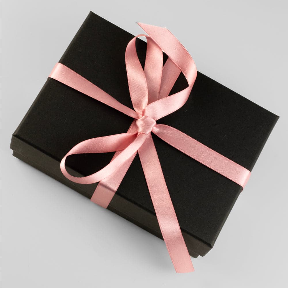 Gift Wrapping at Tegen Accessories