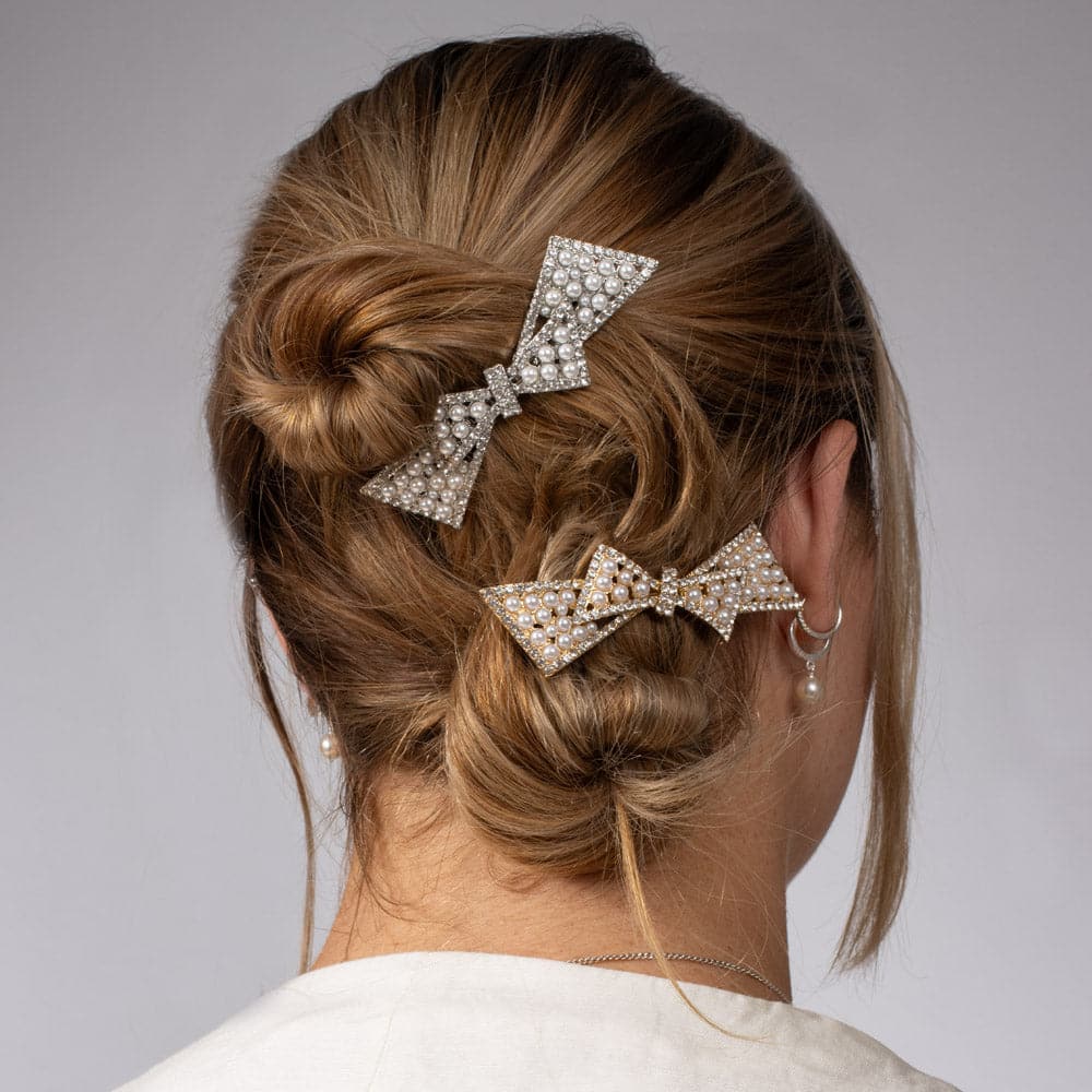 Swarovski Crystal & Pearl Bow Barrette Tegen Accessories