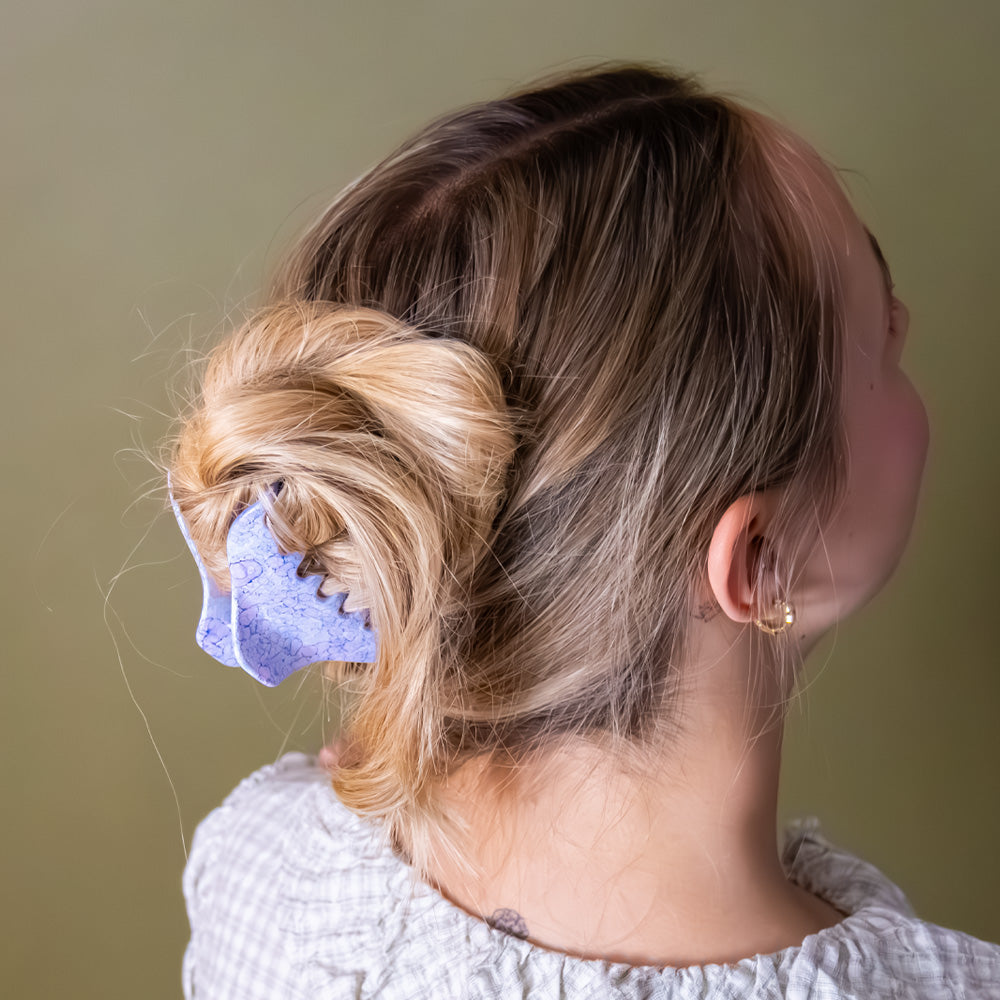 Medium claw clip with blue and pink floral design for fine hair 