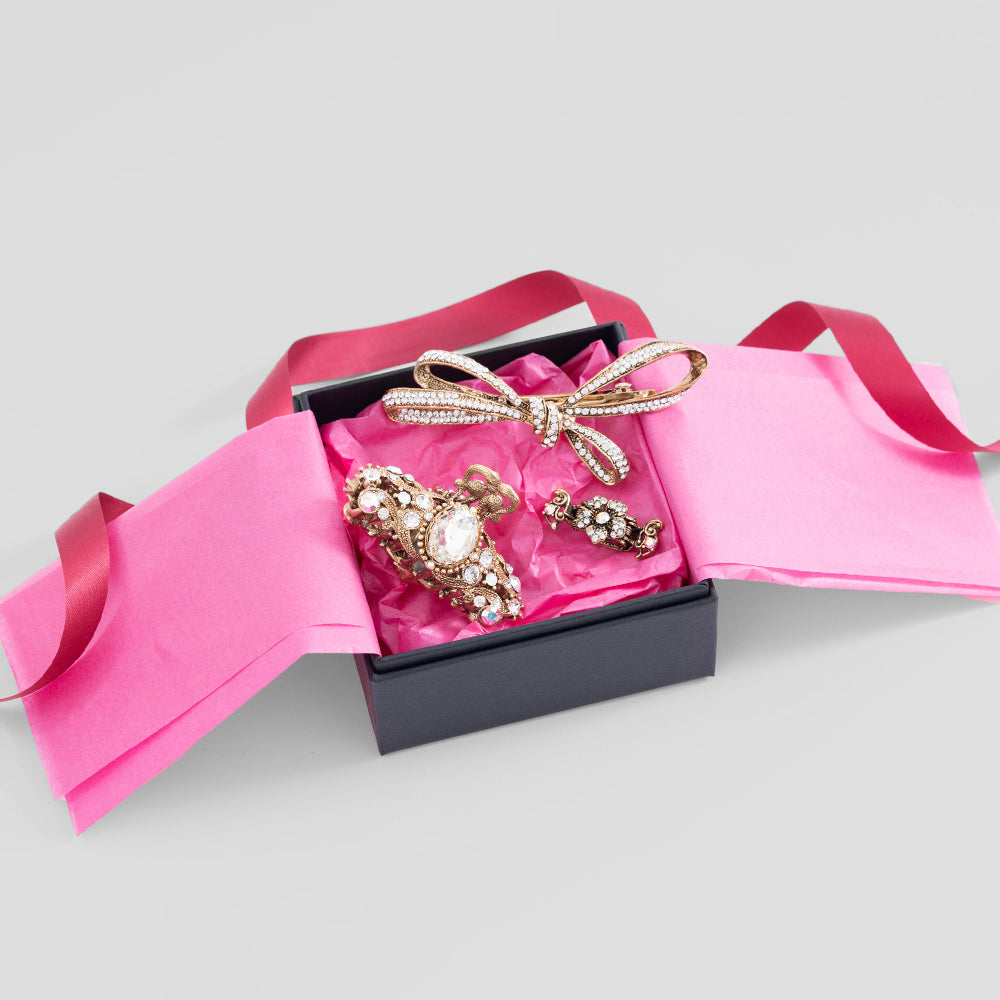 Premium Crystal Gift Set Crystals by Swarovski at Tegen Accessories