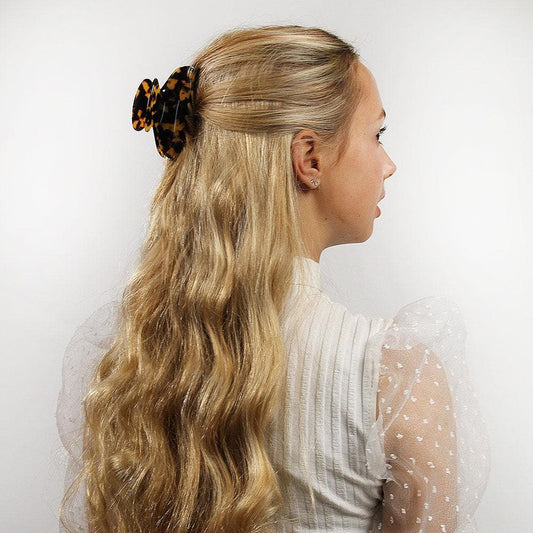 Medium Hair Claw Clip Handmade French Hair Accessories at Tegen Accessories |Dark Tokio